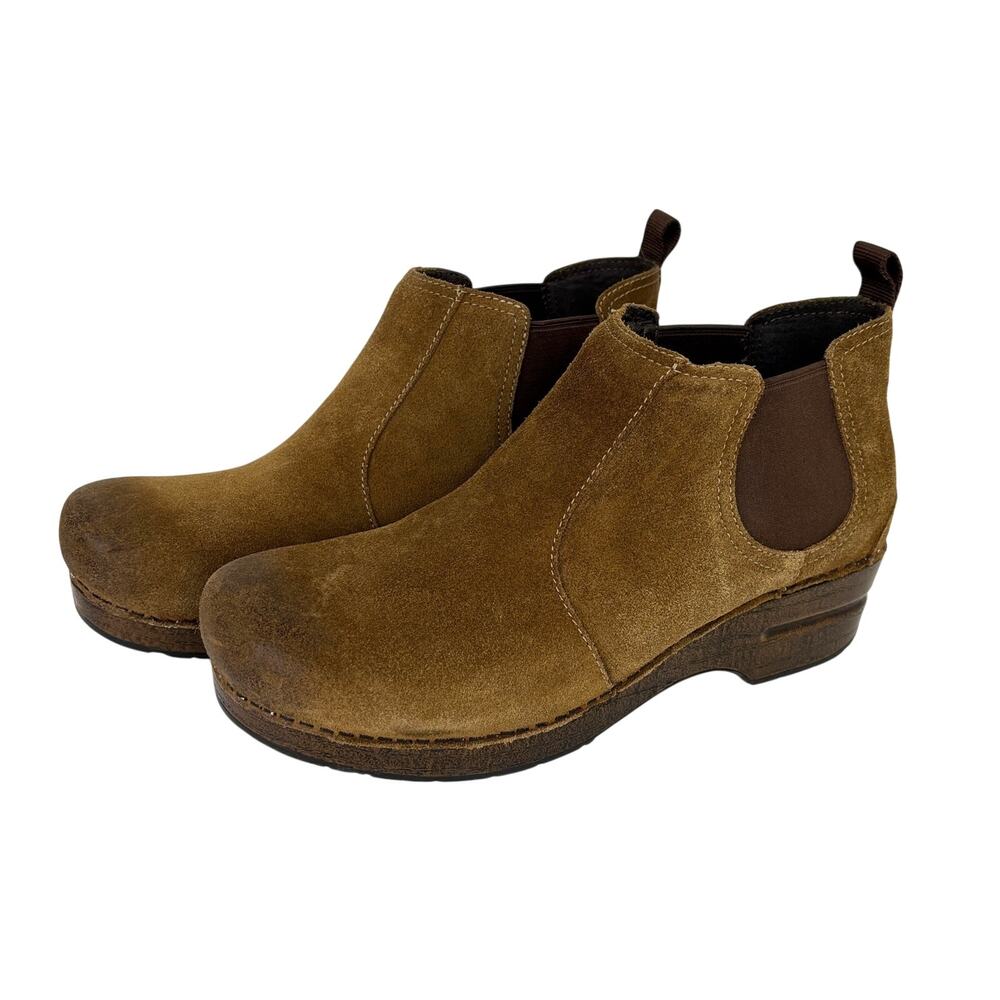 Dansko Frankie Chelsea boots in a burnished honey brown suede EU 41 US 10.5-11